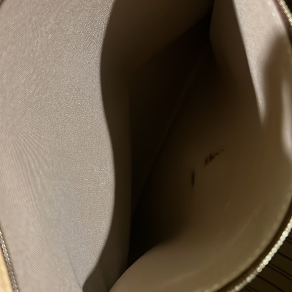 Nice Louis Vuitton well maintained - Picture 7 of 7